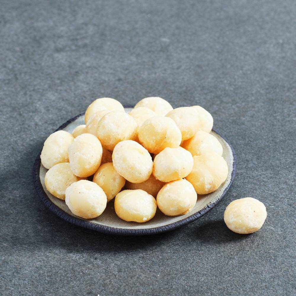 Macadamia Nuts - Large Raw - Australian Wheatgrass